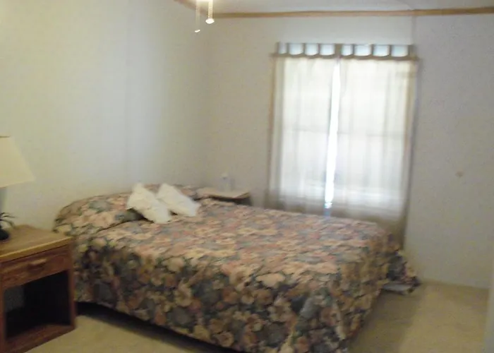 Punkin Center Motel